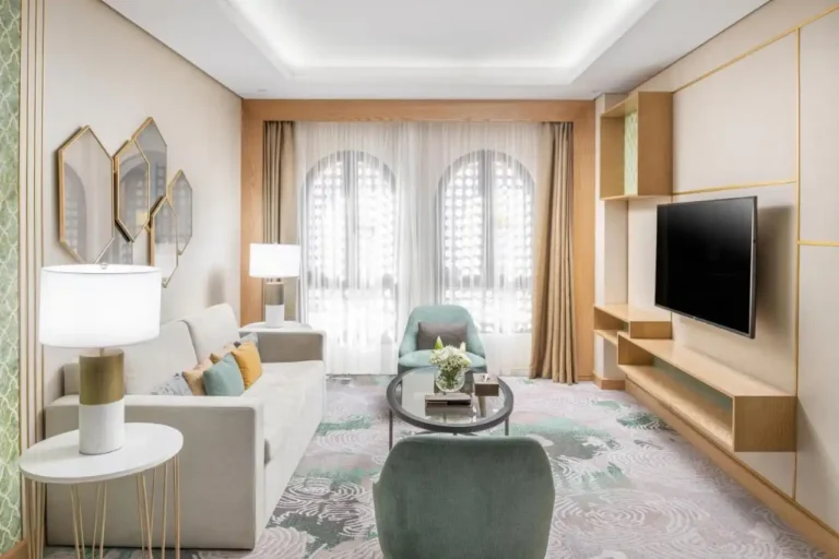 أجنحة طيبة المدينة 2 768x512