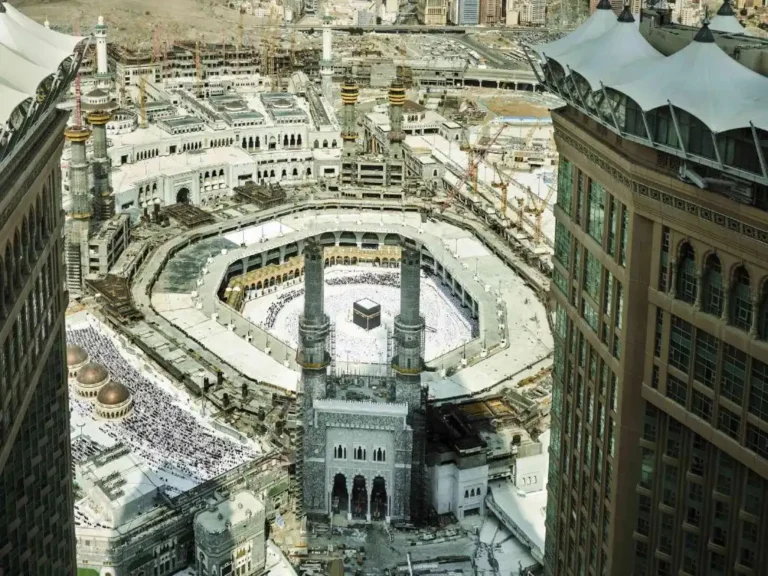 فندق الفيرمونت برج الساعه 18 768x576