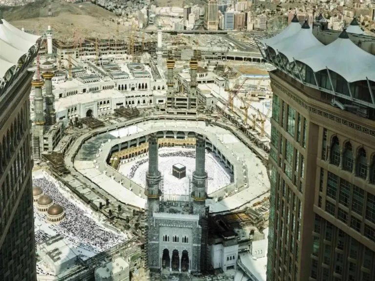 فندق الفيرمونت برج الساعه 30 768x576