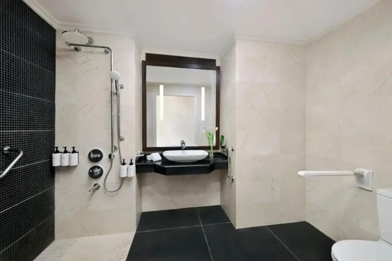 فندق دار الإيمان انتركونتيننتال 3 768x512